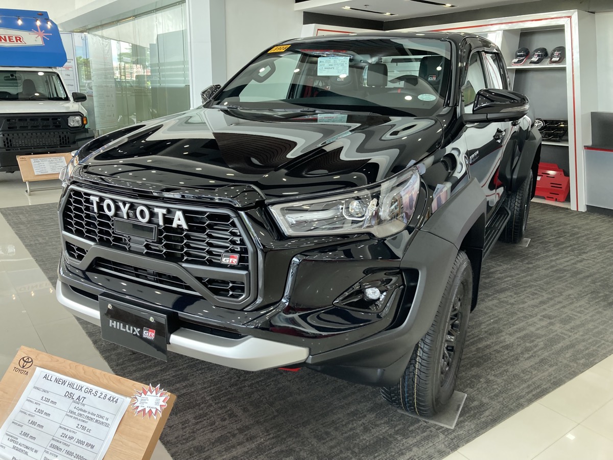 Toyota Hilux GR-S